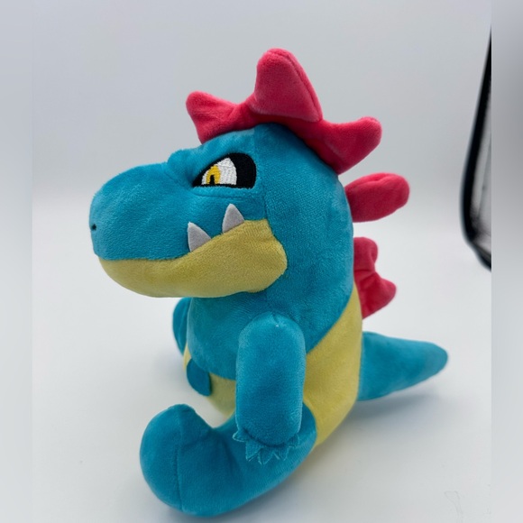 Pokemon Sitting Croconaw 9” Plush w/ Suction Cup Window Cling - Picture 2 of 8